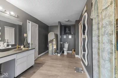 797 Hickory Pine Drive, New Whiteland - 30