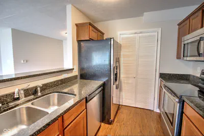 11474 Clay Court, Fishers - 9