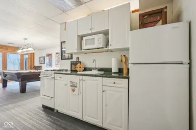 4650 County Road 650, North Salem - 67