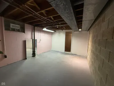 8101 Hi Vu Drive, Indianapolis - 34