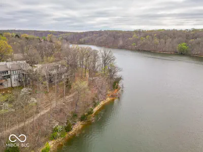 2060 Waters Edge Drive, Bloomington - 22