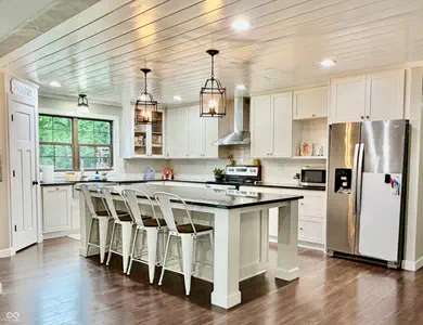 6539 Baltimore Road, Monrovia - 12