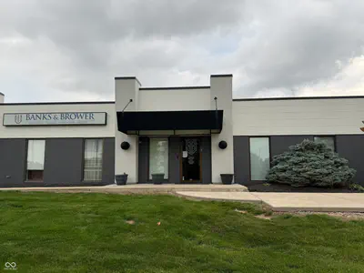 8770 Purdue Road, Indianapolis