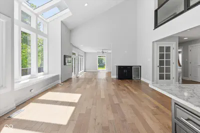 8631 Bay Colony Drive, Indianapolis - 11