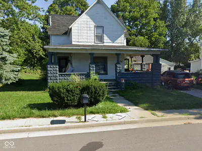 516 Main, Brook