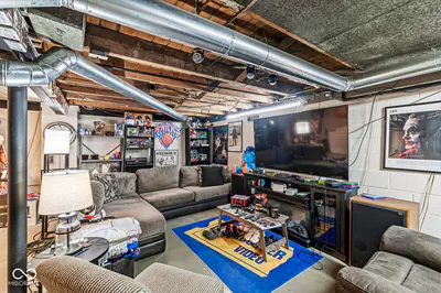 41 Post Road, Indianapolis - 18
