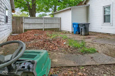 8821 Ogden Dunes Drive, Camby - 10