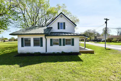 4992 100, New Palestine