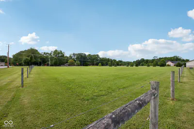 6070 County Road 200, Avon - 44