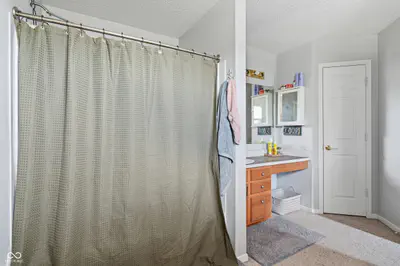 6345 Graybrook Circle, Indianapolis - 23
