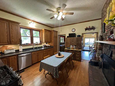 938 425, Rockville - 23