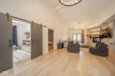 7133 Mayapple Lane, Pendleton - 6