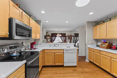 6553 Edna Mills Drive, Camby - 8