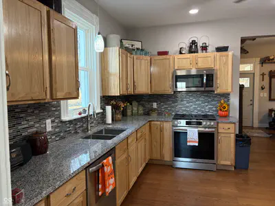 7746 County Road 50, Connersville - 17