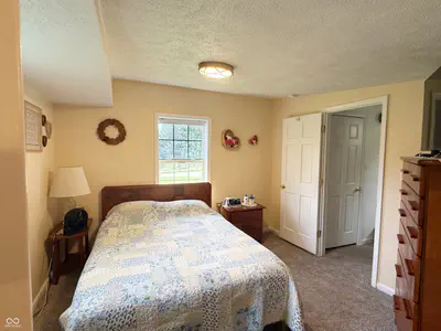 13517 County Road 275, Roachdale - 25