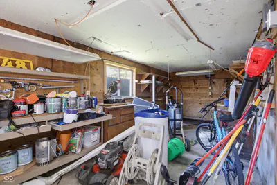 8948 Robey Drive, Indianapolis - 27