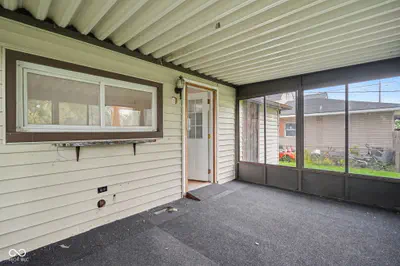 413 12th Street, Elwood - 21