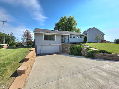 1141 Sugar Hill Drive, Rushville