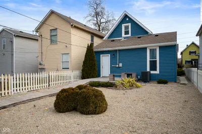 1130 Senate Avenue, Indianapolis - 18