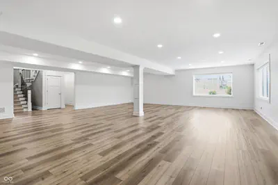 4025 Lochview Court, Bargersville - 95