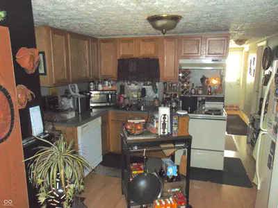 4706 Vernon Avenue, Lawrence - 6