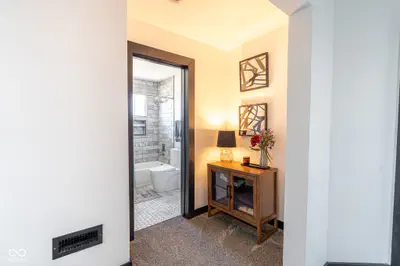2207 Lexington Avenue, Indianapolis - 16