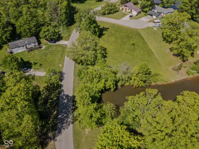 3831 Country Manor E, North Vernon - 9