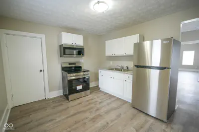 231 Jackson Street, Anderson - 9