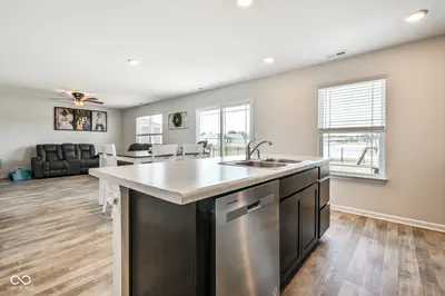 1435 Fleming Drive, Greenfield - 12