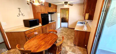2394 Sunset Drive, Connersville - 8