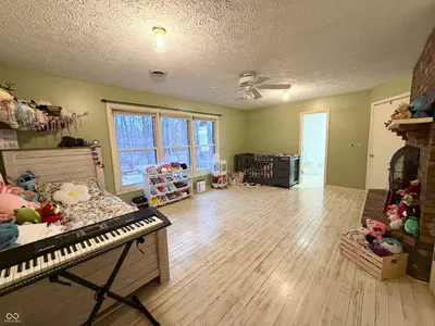 825 Krislynn Woods Avenue, West Terre Haute - 58