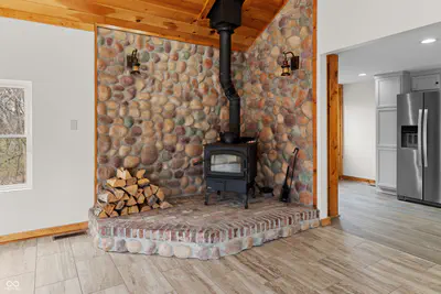 118 Huston Street, Ingalls - 15