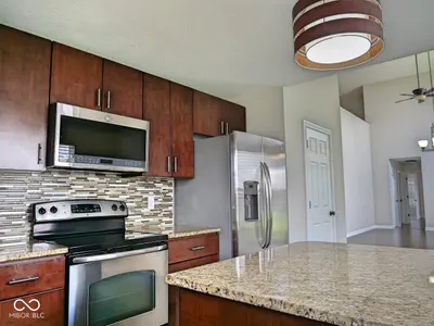 11504 Grassy Court, Fishers - 11