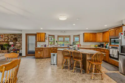 4325 County Road 650, Brownstown - 32