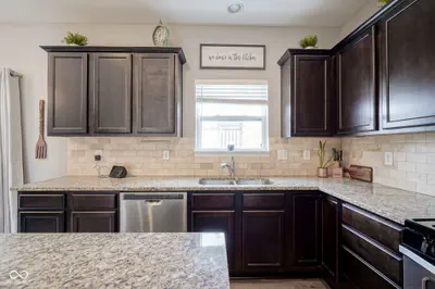 7148 Chelmsford Drive, McCordsville - 13