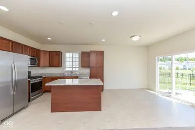 6645 Timberline Trail, Whitestown - 9