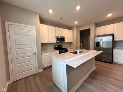 8027 wagman Street, Camby - 34