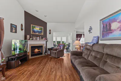 6553 Edna Mills Drive, Camby - 4