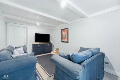 7433 Hummingbird Drive, Nineveh - 55