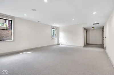3145 Pennsylvania Street, Indianapolis - 47