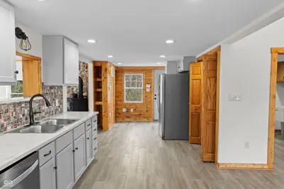 118 Huston Street, Ingalls - 10