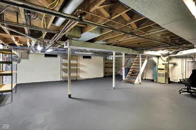 1101 Shadeland Avenue, Indianapolis - 27