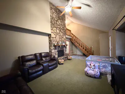 825 Krislynn Woods Avenue, West Terre Haute - 22