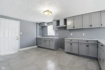 5030 Elliott Avenue, Indianapolis - 8
