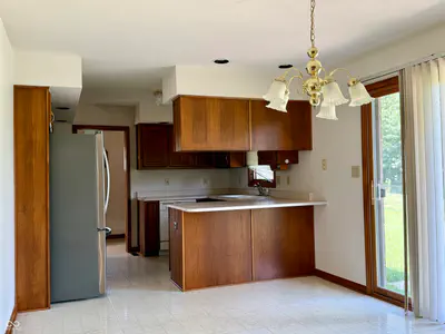 897 Scott Drive, Greenwood - 7