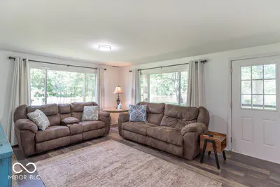 4258 South Drive, Quincy - 35