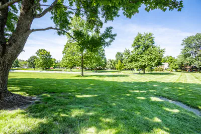 7435 Prairie Lake Drive, Indianapolis - 23