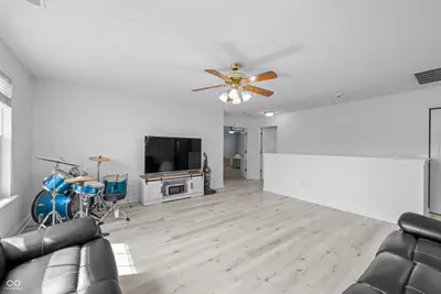 11103 Bear Hollow Drive, Indianapolis - 15