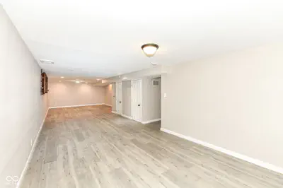 6211 55th Place, Indianapolis - 32