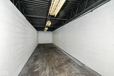 2401 Monroe Street, Muncie - 14